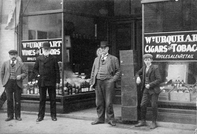 1903?-Wm. Urquhart Wines and Liquors, Cigars and Tobacco, storefront