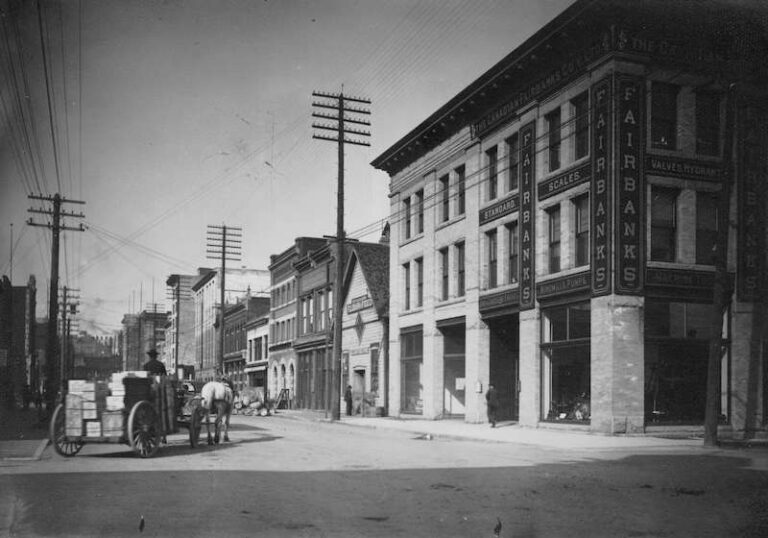 Old Photographs of Storefronts in Vancouver (1885-1910)