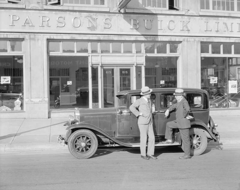 1931-Mr. McDonald's car [in front of] Clark Parsons Buick Limited [615 Burrard Street]