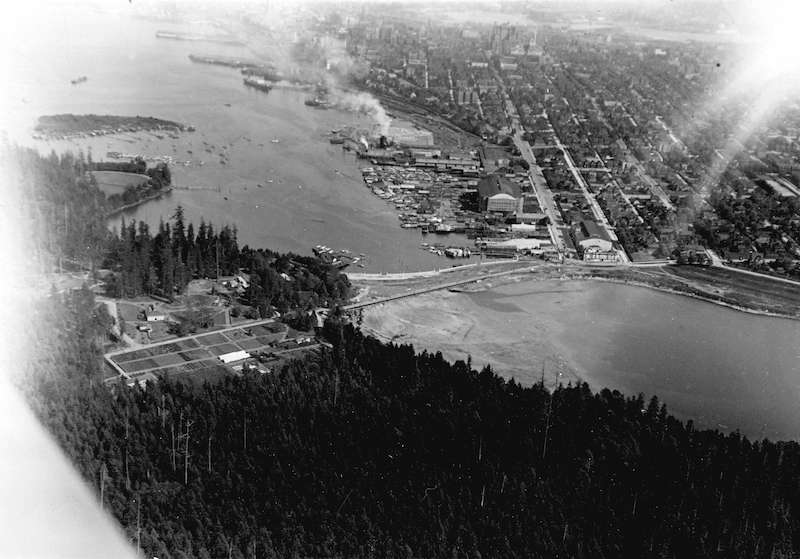 1919-Showing Entrance to Stanley Park looking East