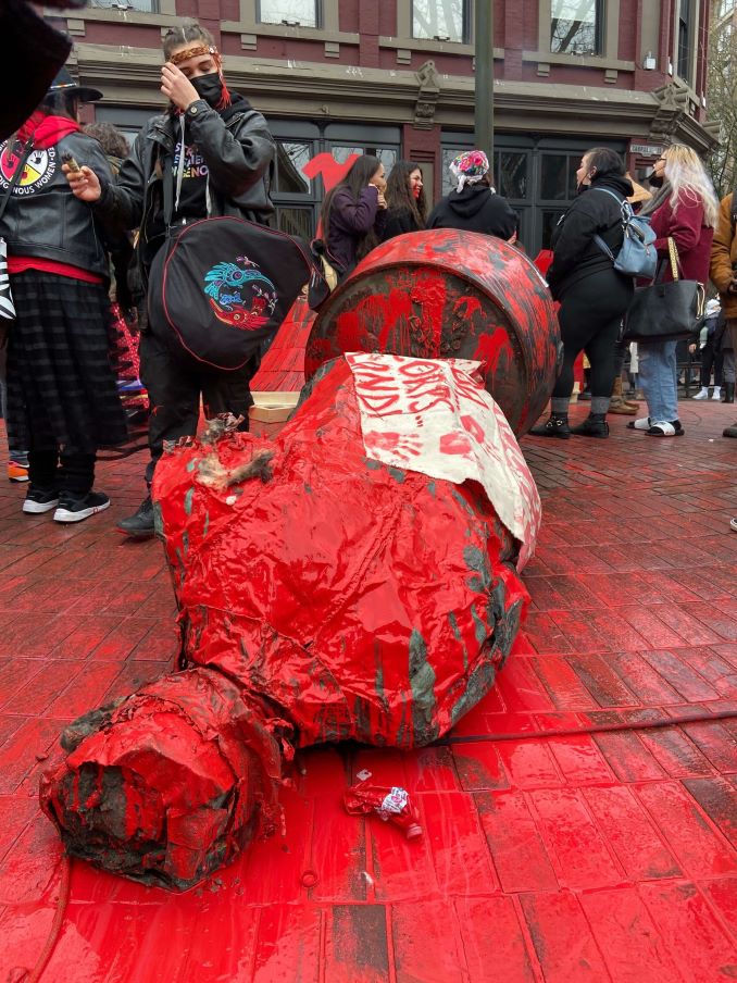 Gassy Jack statue toppled during Women's Memorial March, February 14, 2022, Amanda Wawryk