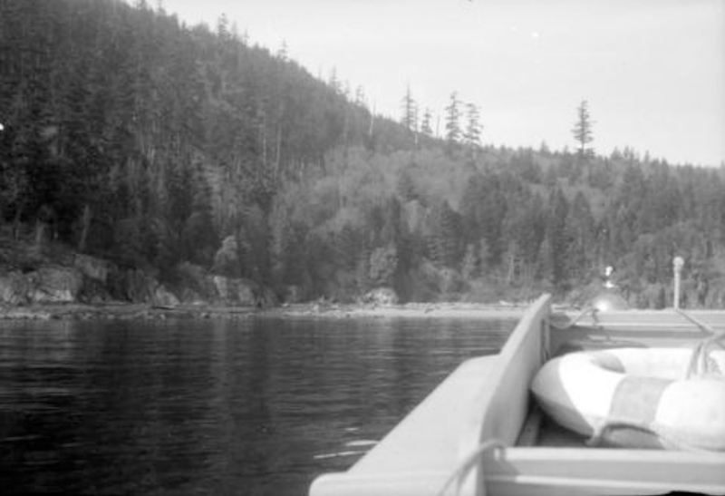 1953 - Bowen Island scene from boat trip