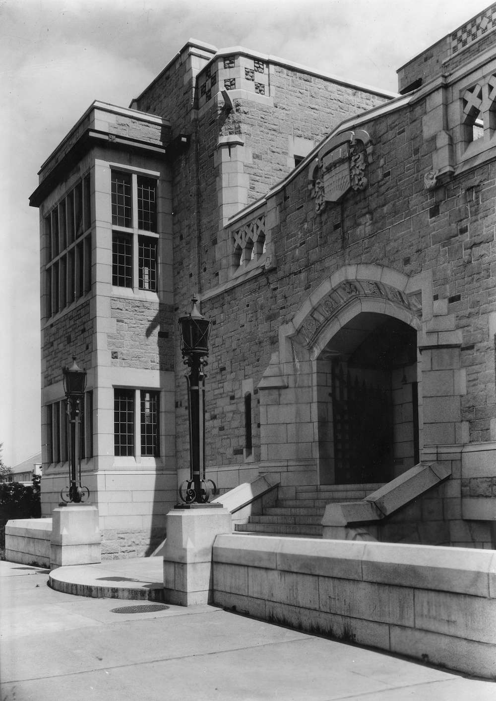 1929-[The entrance to Main Library at the University of British Columbia]