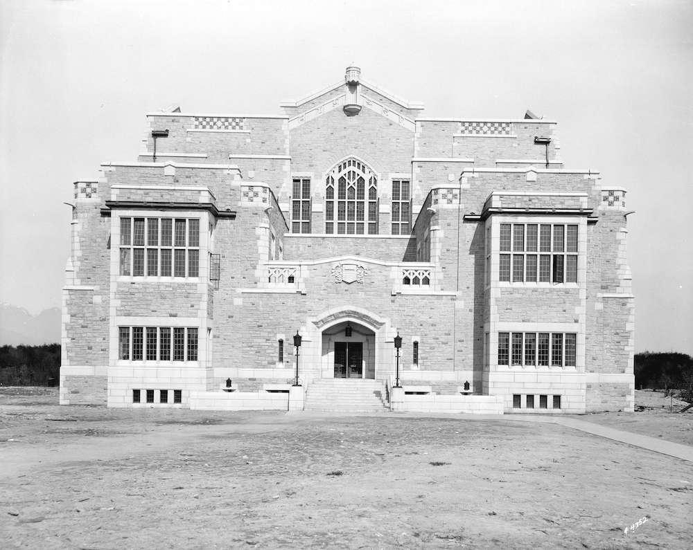 1930-[University of British Columbia Main Library building]