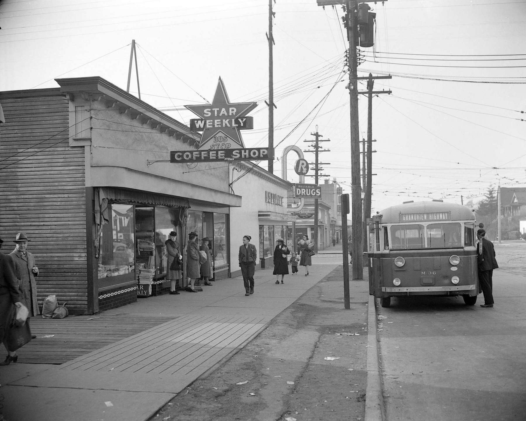 1940-1948 - Grandview Highway bus outside the Bus Stop Coffee Shop