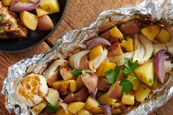 Recipe for Garlicky Potato Packet
