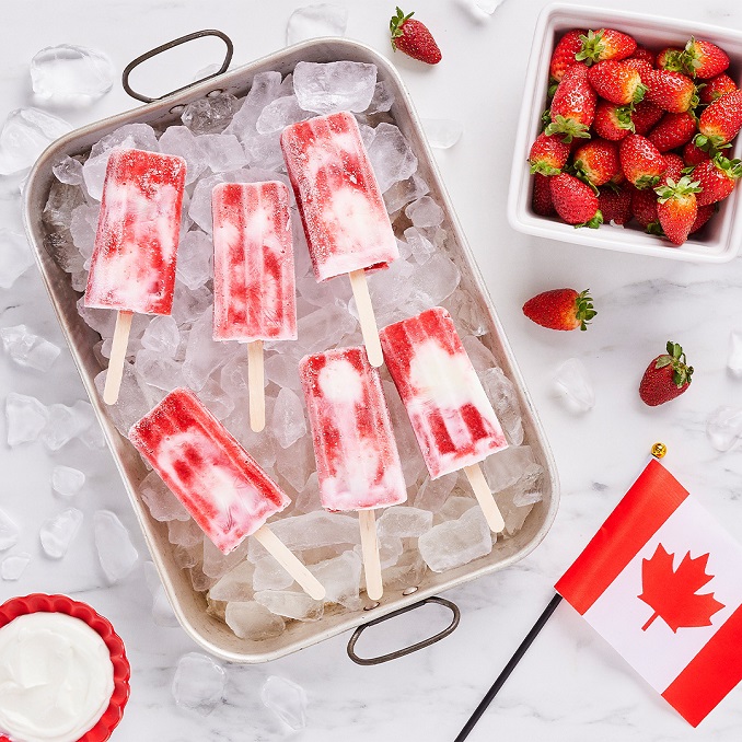 Recipe for Strawberries and Cream Popsicles