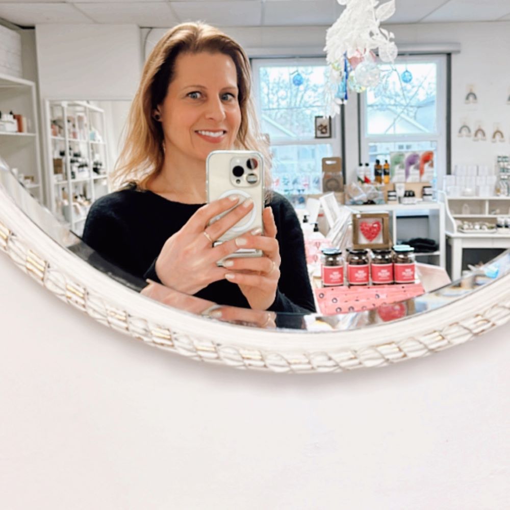 Homegrown Business: Lisa Pozin of Giving Gifts