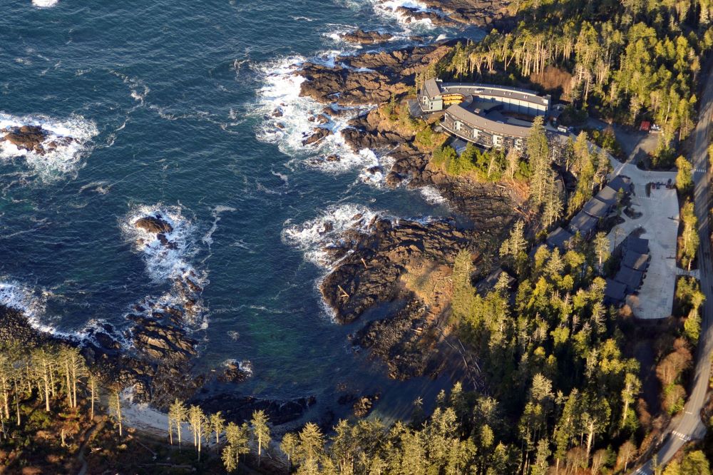 Essential Ucluelet Travel Guide