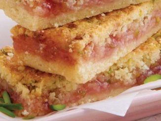 Recipe for Chewy Apple Cheese Bars