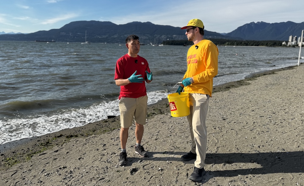 Kits beach cleanup